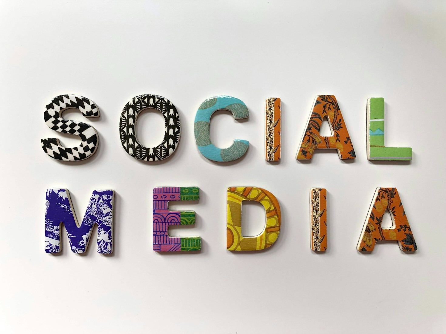 How Graphic Design Enhances Your Brand’s Online Presence